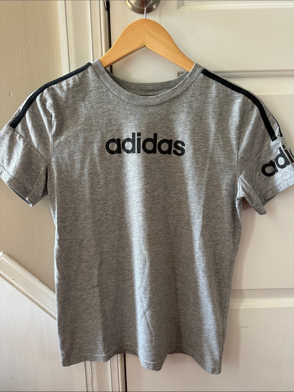 adidas Boys’ Heather Gray Short-sleeve Tee with Black Logo and Striped Sleeves